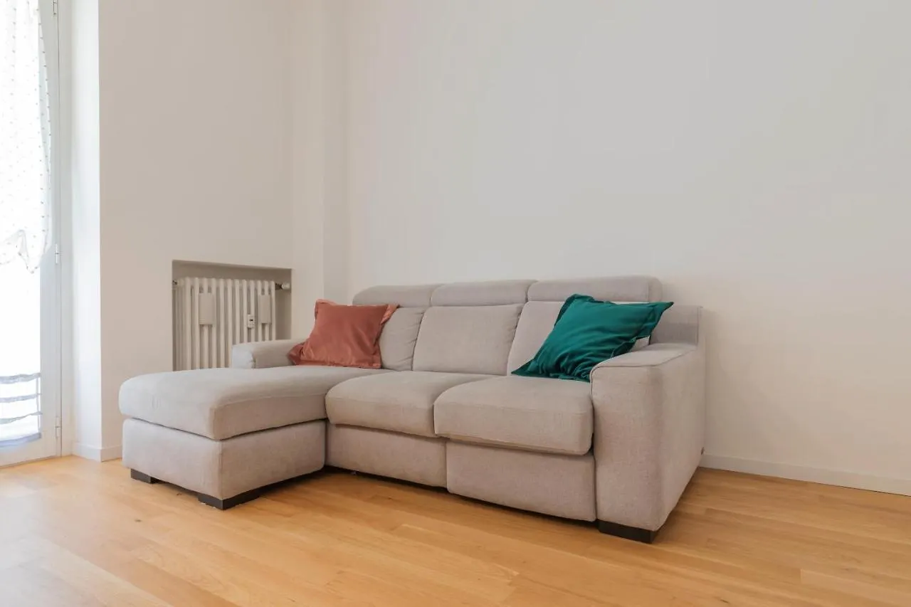 Design Premium Apartment In Center Milan - Homeunity
